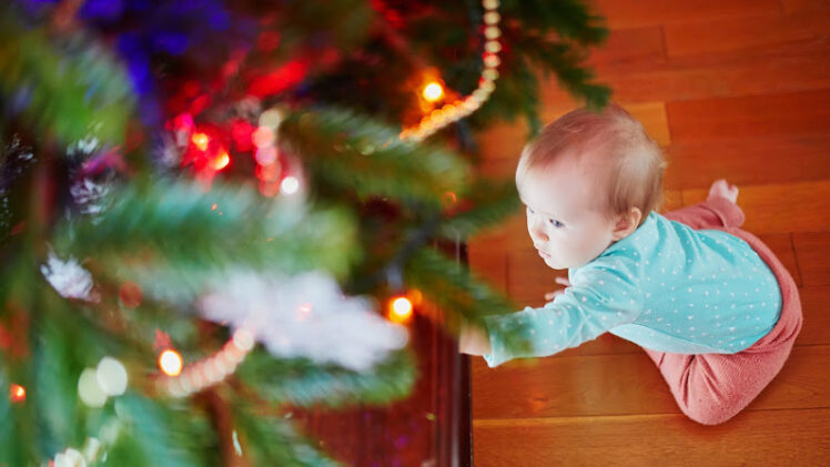 10 Easy Ways to Toddler Proof Your Christmas Decorations