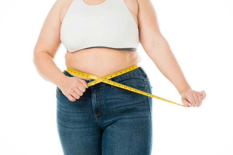 new mom struggling with body image after having a baby